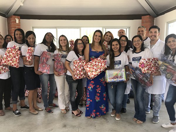 CDL realiza entrega de brinquedos do Dia das Crianças Solidário ao CAAV