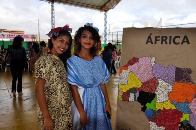 Feira Cultural movimenta Estádio Edvaldo Flores e alunos da rede pública