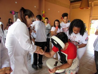 Tarde de Beleza movimenta o Centro de Convivência do Idoso