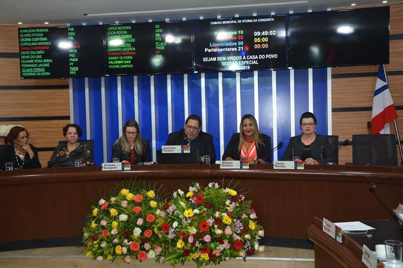 Câmara celebra Dia das Mães em Sessão Especial