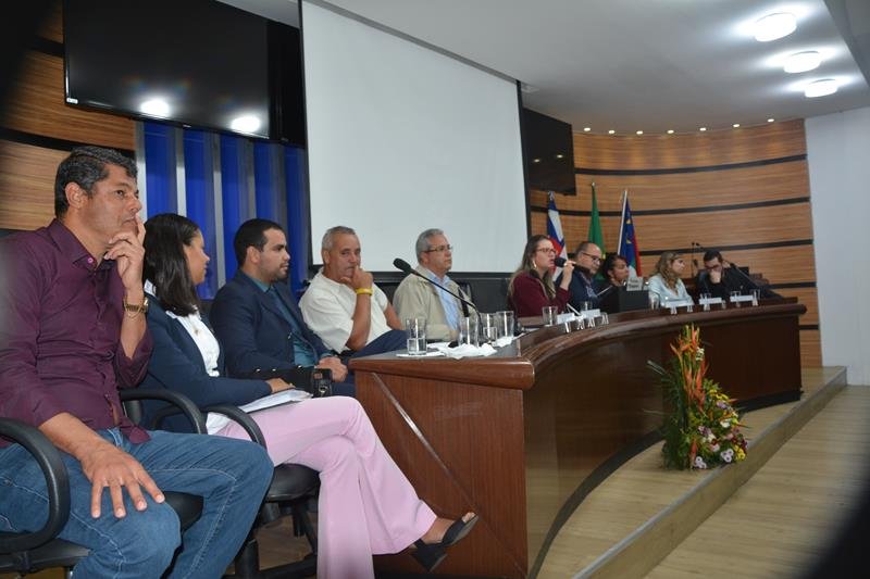 Câmara recebe sindicalistas para discutir reajustes dos servidores de Conquista