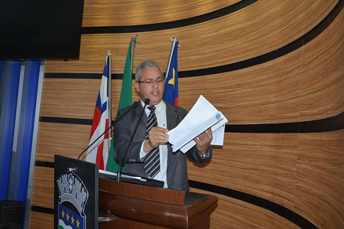 Professor Cori denuncia Viação Rosa ao Ministério Público