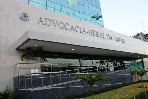 AGU garante a segurados do INSS devolução de valores descontados por associação