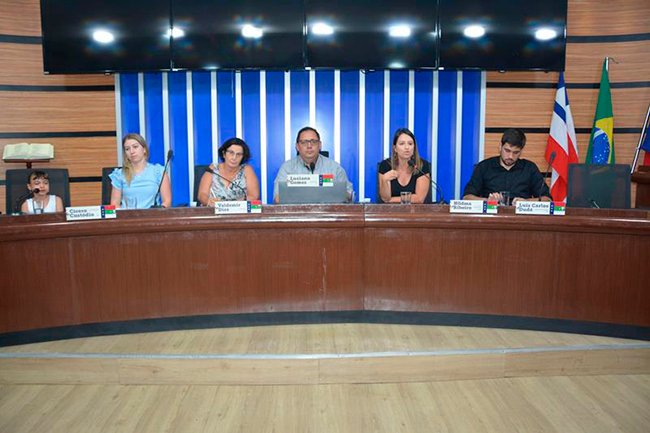 Câmara debate papel da mulher na política em audiência pública