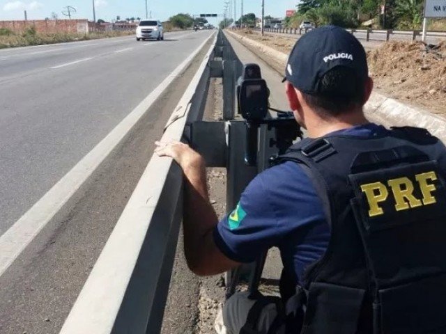 PRF retoma nesta segunda-feira uso de radares móveis em estradas brasileiras