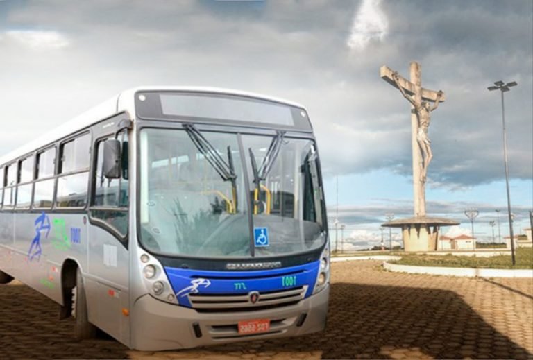 Ônibus cultural gratuito para ver o PM Por do Sol no Cristo de Mário Cravo