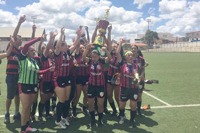 Figueirense é bicampeã do campeonato municipal de futebol feminino
