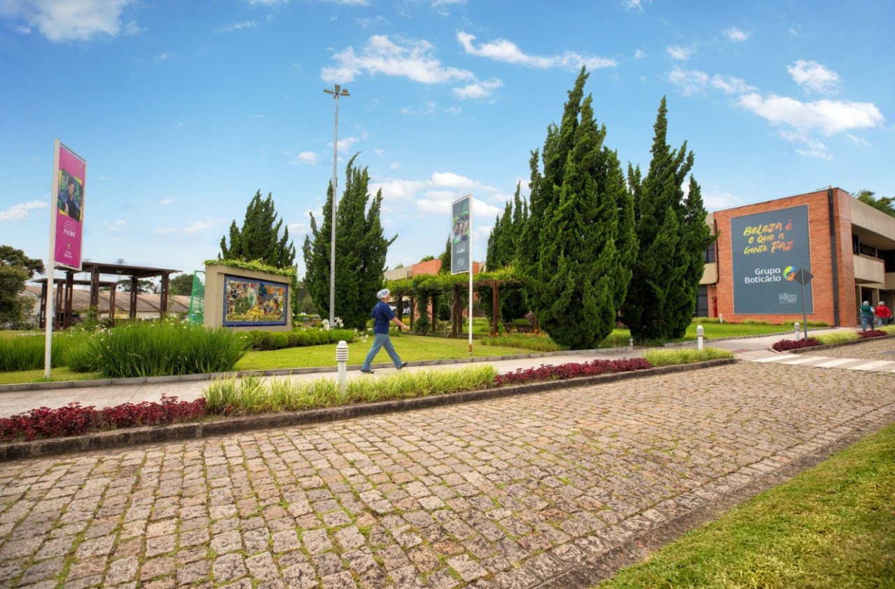 Grupo Boticário abre vagas de emprego para pessoas com deficiência