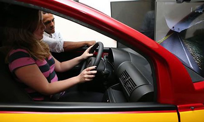 Portaria regulamenta sistema remoto para aulas teóricas em autoescolas