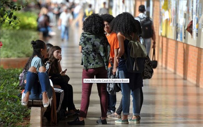 MEC anuncia protocolo de segurança para volta às aulas ainda sem data