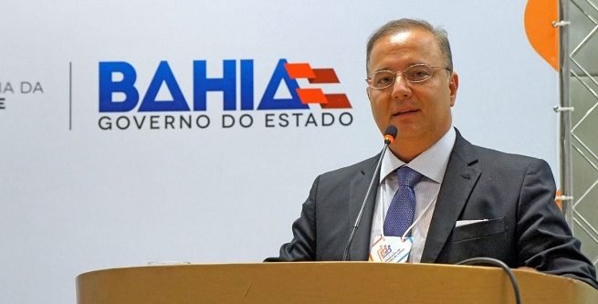 Bahia possui 30 ultra congeladores para armazenamento das vacinas da Pfizer