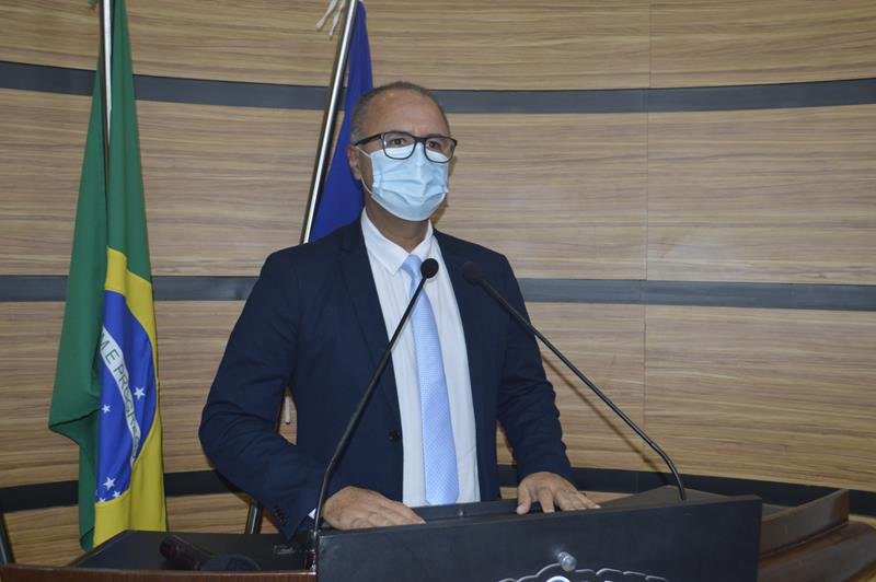 “Cuidado Prefeita! Faça sua equipe! Não bata de frente com o Governador!”