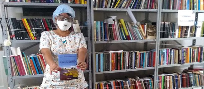 Enfermeira do HGRS lança livro de poesias inspiradas em pacientes