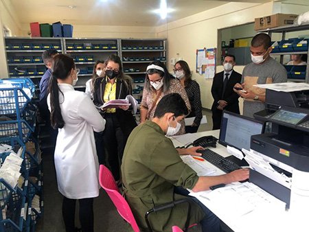 Vereadores visitam Hospital Esaú Matos: irregularidades apontadas em auditoria