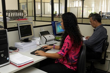 Entrega de documentação do Partiu Estágio termina nesta quinta-feira (04)