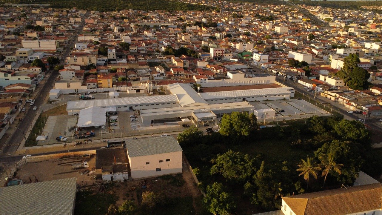 Rui entrega Hospital Afrânio Peixoto e ampliação do Hospital Geral