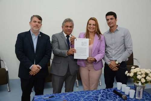 UniFTC de Vitória da Conquista firma Convênio com a Prefeitura Municipal