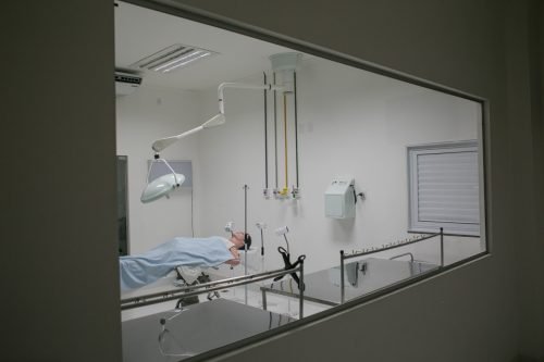 Estudantes de Medicina de instituições do exterior podem transferir curso para Centro Universitário no Sudoeste baiano