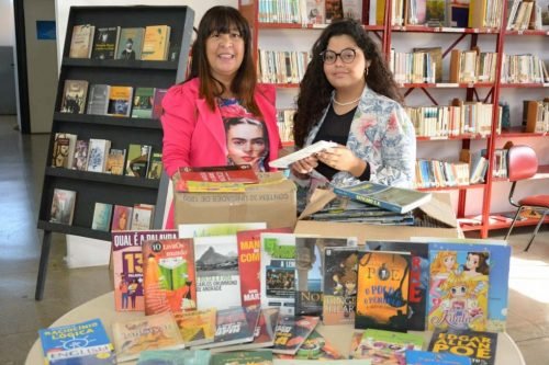 Biblioteca Municipal José de Sá Nunes recebe doação de livros, revistas e DVD’s