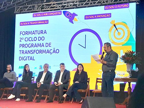 Evento certifica diversas empresas baianas no Programa de Transformação Digital do Hub Conquista