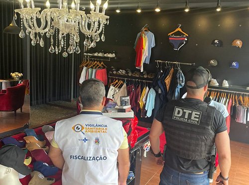 Vigilância Sanitária e Polícia Civil apreendem 260 cigarros eletrônicos após denúncias anônimas da população