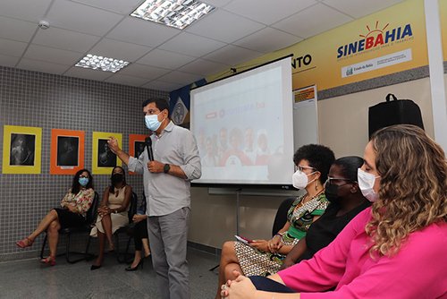 Oportunidades de trabalho: Governo lança novo aplicativo do programa Contrate.ba