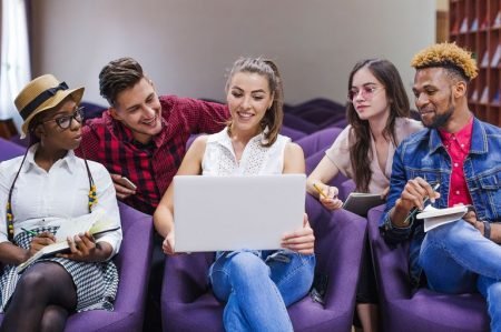 Fies: pré-aprovados têm até sexta-feira, 17 para complementar inscrição e garantir financiamento