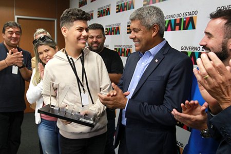 Governador Jerônimo Rodrigues recebe vencedor  do ‘The Voice Brasil Kids’ nesta terça-feira