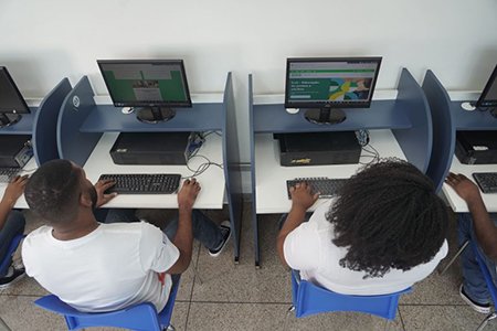 EJA: SESI oferece vagas gratuitas para conclusão do ensino médio e fundamental em Conquista