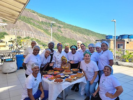 Por meio da gastronomia sustentável, Instituto Capim Santo gera transformação social em comunidades brasileiras