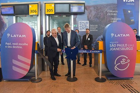 Governo Federal e LATAM celebram em Guarulhos nova conexão Brasil-África