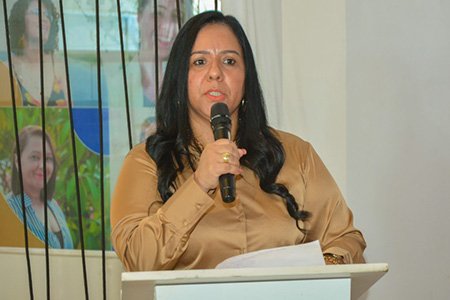 Prefeita Sheila Lemos empossa equipe da Secretaria Municipal de Políticas para Mulheres