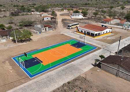 Projeto Brincando na Quadra realiza oficinas esportivas: crianças de Monte Santo e Andorinha