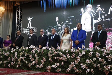 Câmara Municipal entrega Título de Cidadão Conquistense em Sessão Solene