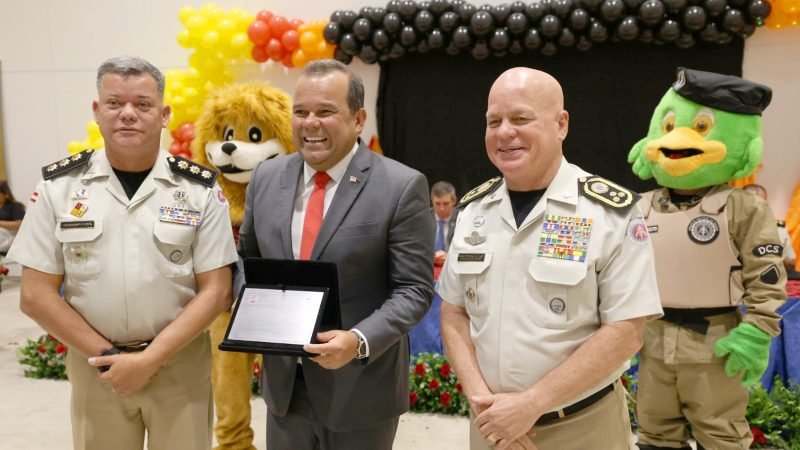 PM forma 966 crianças e adolescentes em programa educacional de resistência às drogas