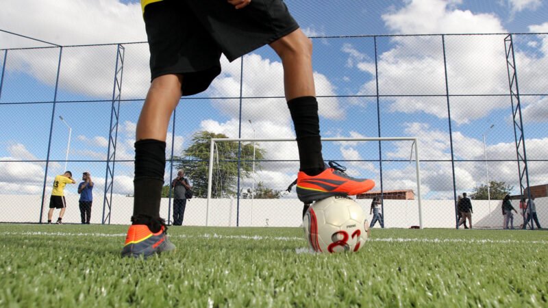 Estudantes podem se inscrever em projeto de férias nas escolas da rede estadual mesmo fora das cidades onde estudam