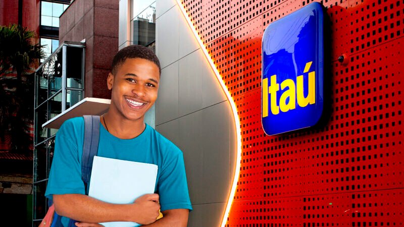 Itaú Unibanco oferece formação comercial para pessoas com deficiência