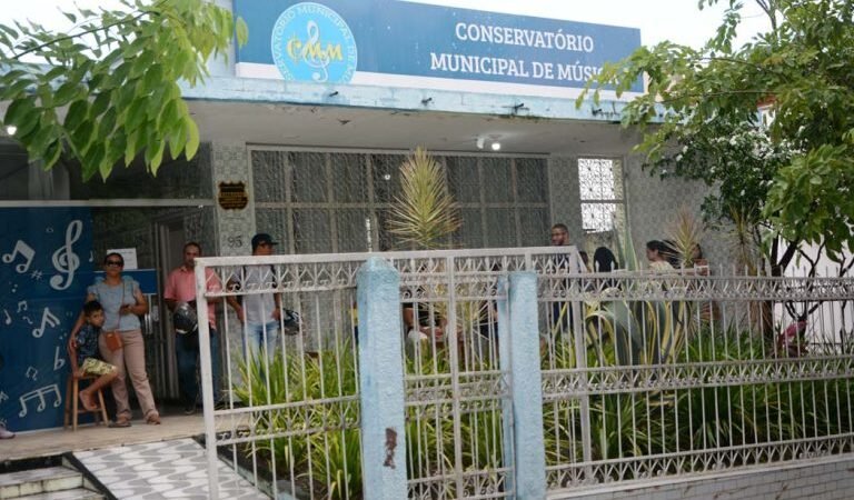 Conservatório Municipal de Música divulga lista de aprovados em seleção