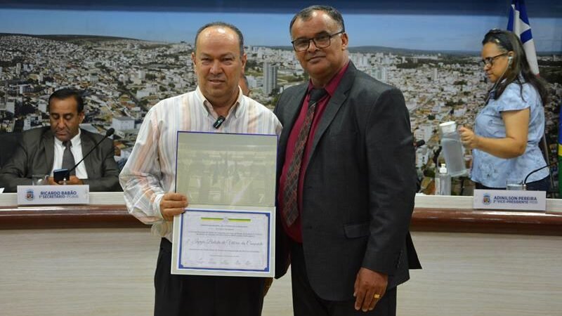 MOÇÃO DE APLAUSO: Segunda Igreja Batista é homenageada na Câmara