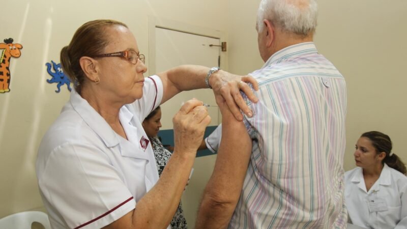 Bahia recebe as primeiras doses da vacina contra influenza. Saiba quem pode ser vacinado