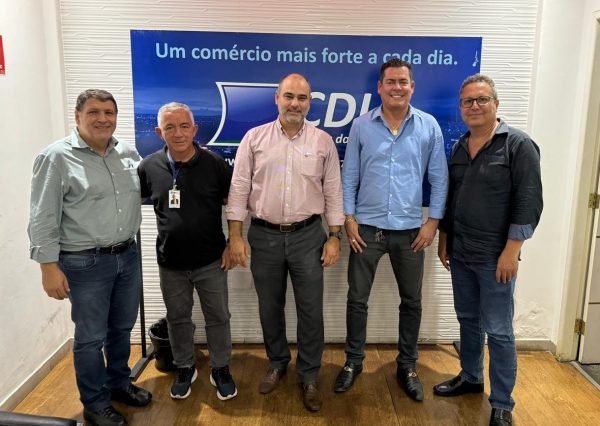 CDL e Desenbahia firmam pareceria para conceder linha de crédito aos associados