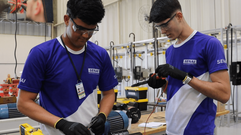 SENAI BAHIA oferece 156 vagas gratuitas em cursos para jovem aprendiz