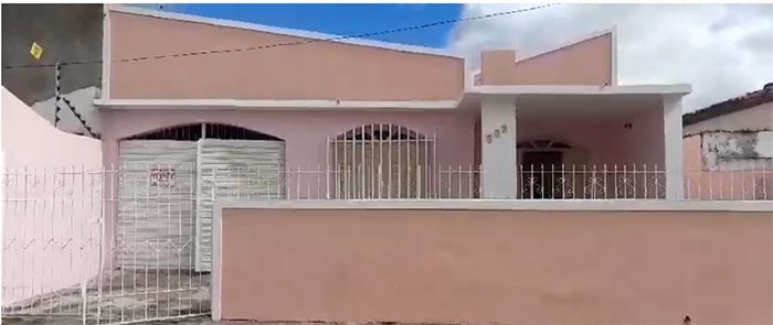 Oportunidade: Vende-se casa Rua Botafogo, 589 Bairro Mandacaru em Jequié