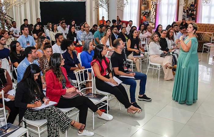 Vitória da Conquista recebe segunda edição da formação Comunicação Estratégica com Évila Carrera