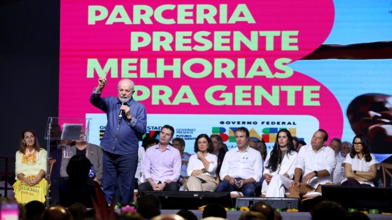 Ao lado de Jerônimo, Lula anuncia cerca de R$ 4 bilhões em investimentos na Bahia