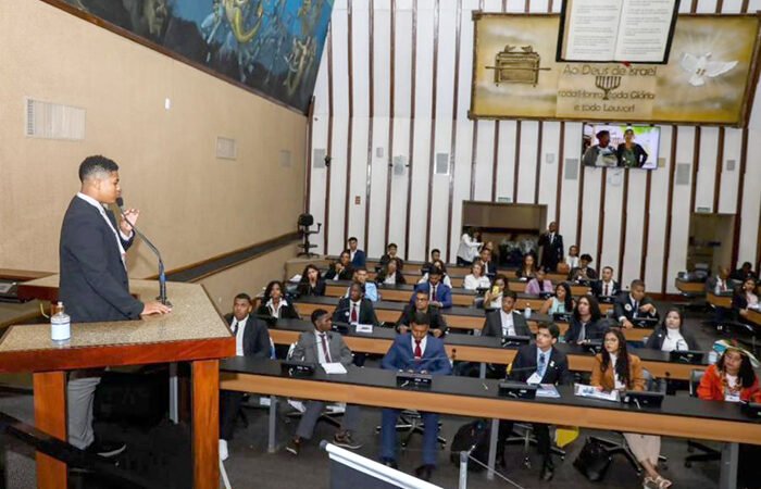 Aluna do IFBA Conquista selecionada para Programa Jovem Deputado Baiano