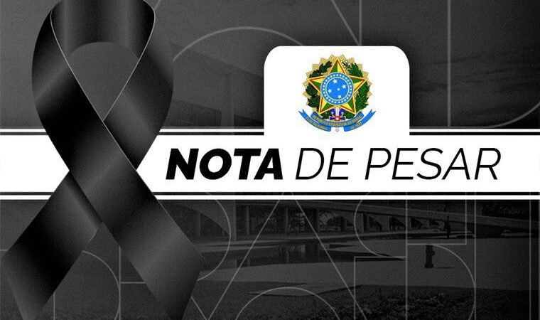 Presidente decreta três dias de luto: Silvio Santos