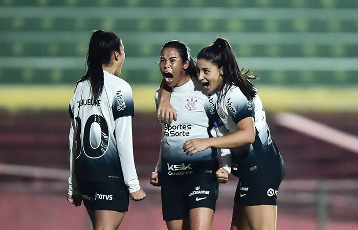 Brasileirão série A feminino nas semi-finais