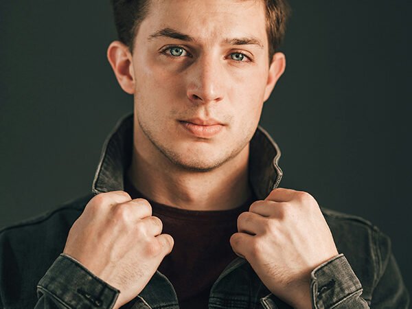 “O que nós somos”, Crônica da Semana, por Nilson Lattari