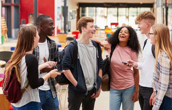 Mostra de Profissões voltada para estudantes do Ensino Médio acontece em Guanambi  